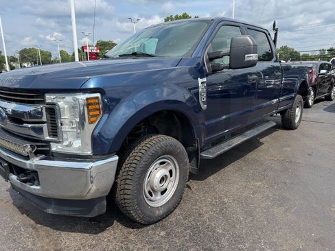 Used 2018 Ford F250 XLT AWD/4WD image 9