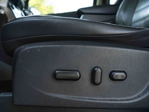 Used 2018 Ford Escape SEL FWD image 39