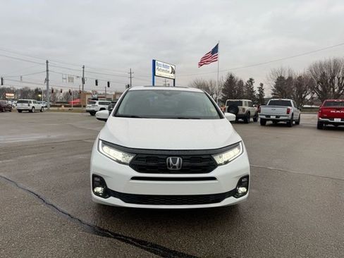 Used 2025 Honda Odyssey Elite image 8