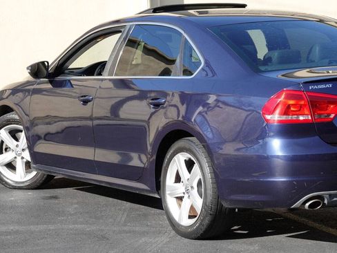 Used 2012 Volkswagen Passat 2.5 SE FWD image 16