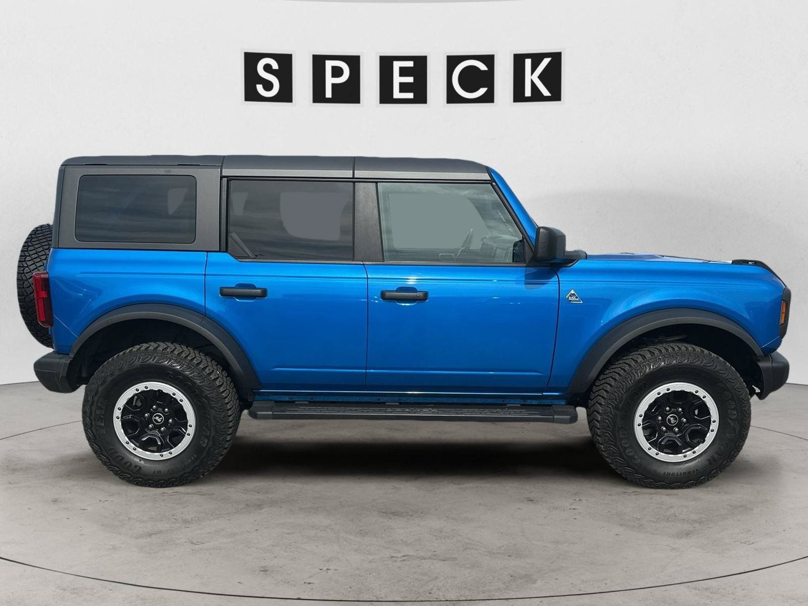 Used 2024 Ford Bronco Black Diamond w/ Sasquatch Package AWD/4WD image 6