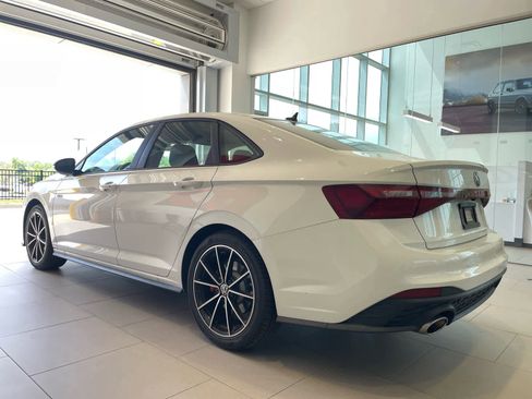 Used 2025 Volkswagen Jetta GLI Autobahn image 24