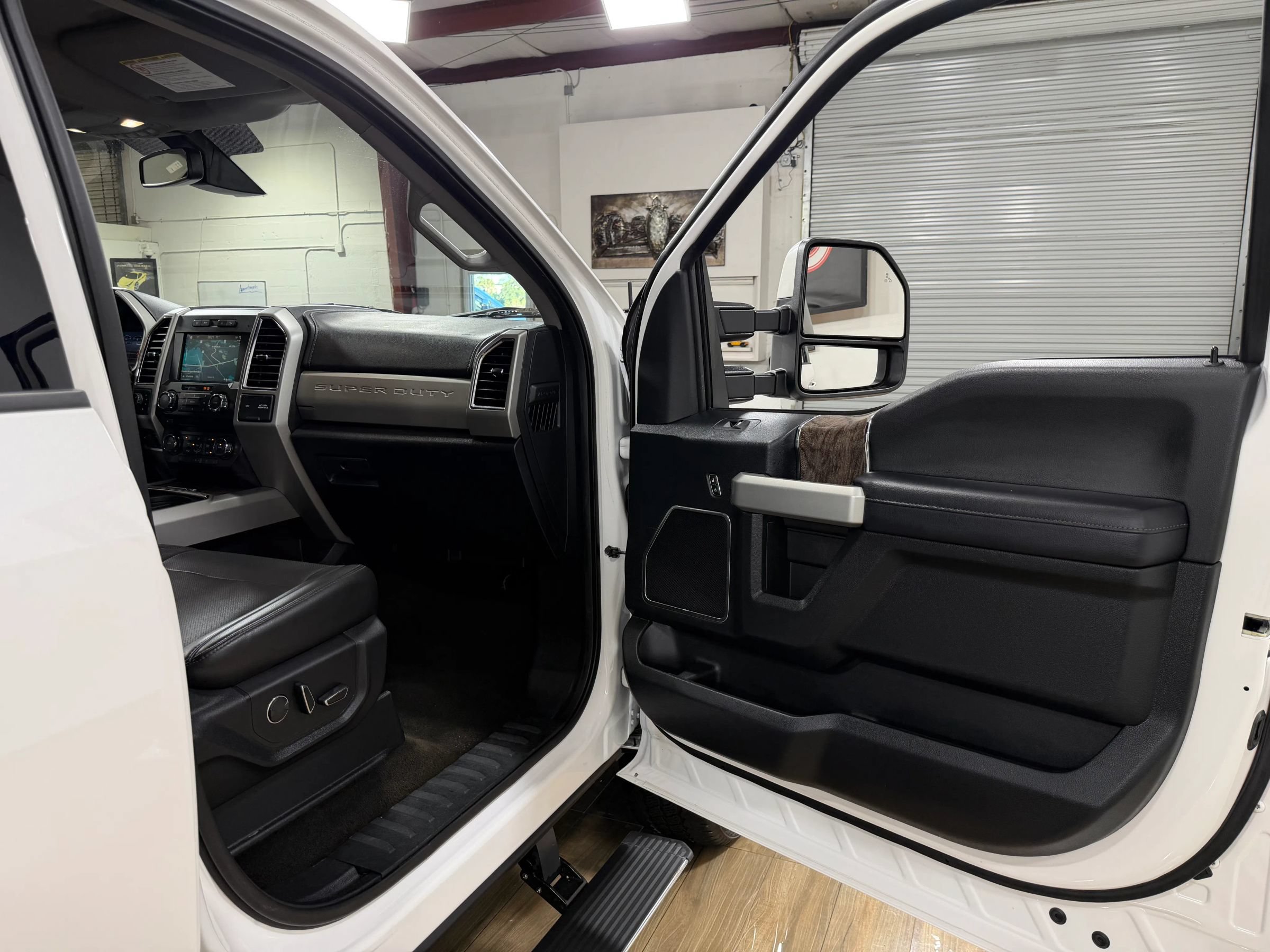 Used 2018 Ford F250 Lariat w/ Lariat Ultimate Package AWD/4WD image 20