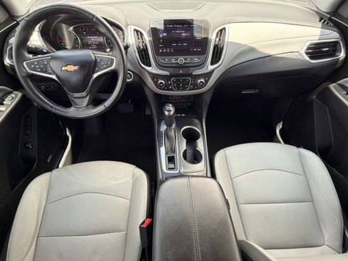 Used 2019 Chevrolet Equinox Premier FWD image 16