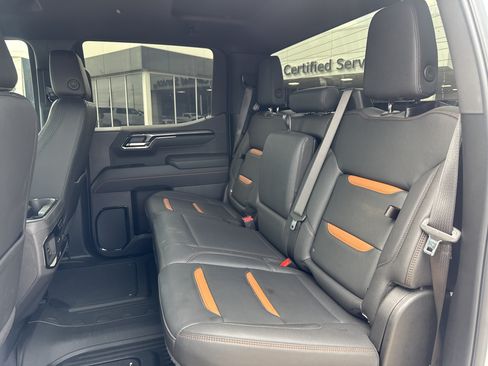 Used 2025 GMC Sierra 1500 AT4 AWD/4WD image 12
