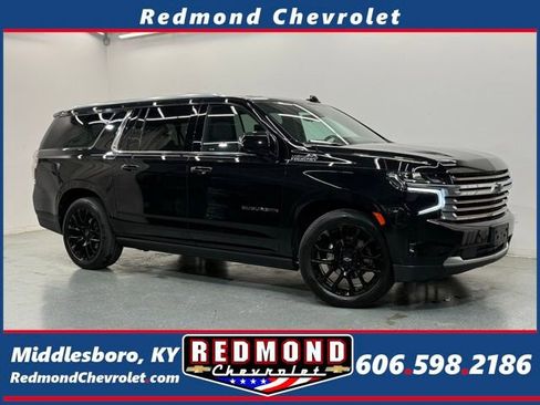 Used 2024 Chevrolet Suburban High Country w/ Advanced Technology Package AWD/4WD image 1