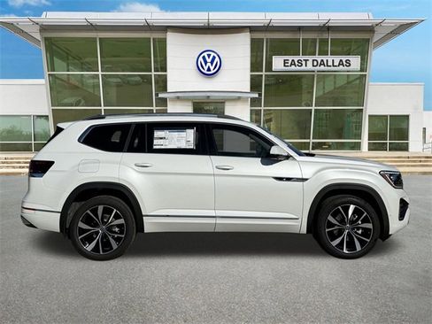New 2026 Volkswagen Atlas SEL Premium R-Line image 2