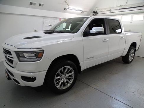 Certified 2025 RAM 1500 Big Horn AWD/4WD image 17