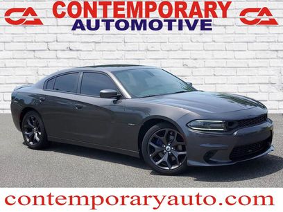 Used 2018 Dodge Charger R/T w/ Navigation & Travel Group