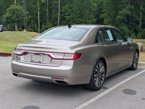 Used 2019 Lincoln Continental Reserve FWD image 3