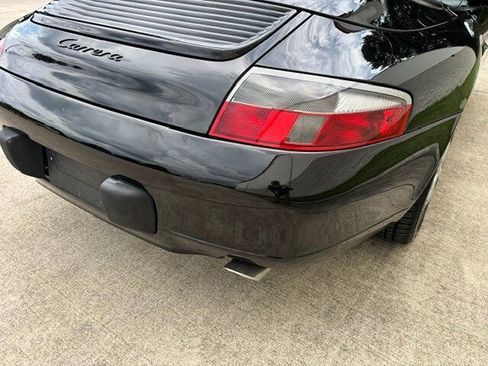 Used 2001 Porsche 911 Cabriolet image 31