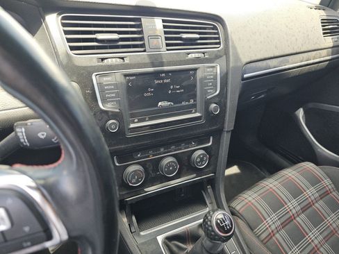 Used 2016 Volkswagen GTI S FWD image 29