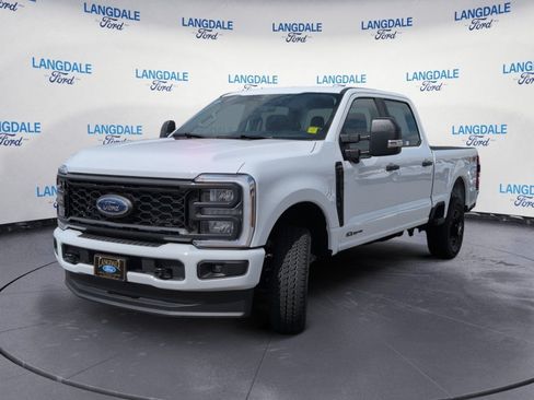 New 2026 Ford F250 XL w/ STX Appearance Package AWD/4WD image 11