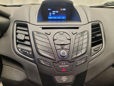 Used 2019 Ford Fiesta SE image 25