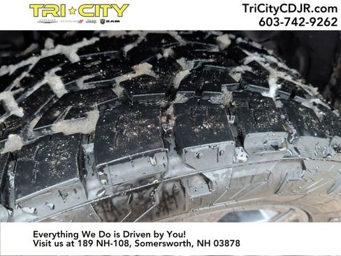 Used 2020 RAM 1500 Limited w/ Black Appearance Package image 42