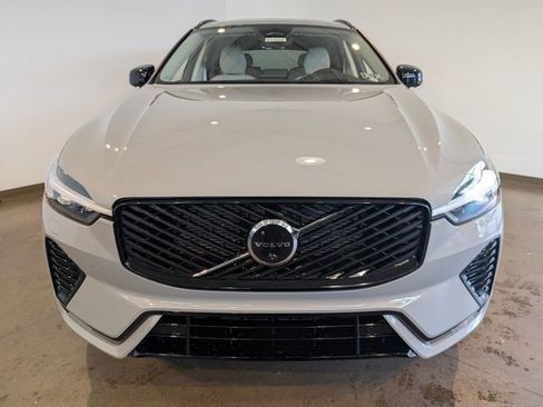 New 2026 Volvo XC60 B5 Ultra w/ Protection Package Premier image 2