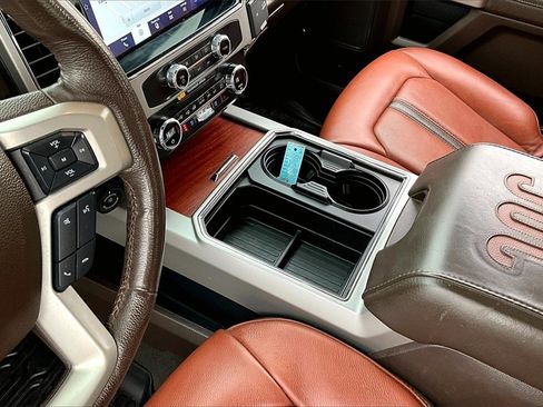 Used 2022 Ford F450 King Ranch image 15