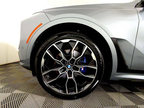 Certified 2024 BMW X7 M60i w/ Executive Package AWD/4WD image 8