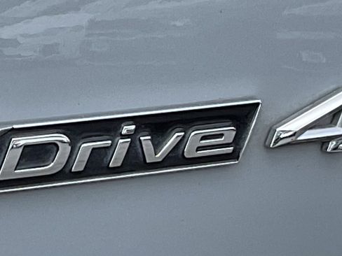 Used 2023 BMW X7 xDrive40i w/ M Sport Package AWD/4WD image 8