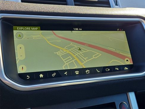 Used 2017 Land Rover Range Rover Evoque HSE Dynamic image 17