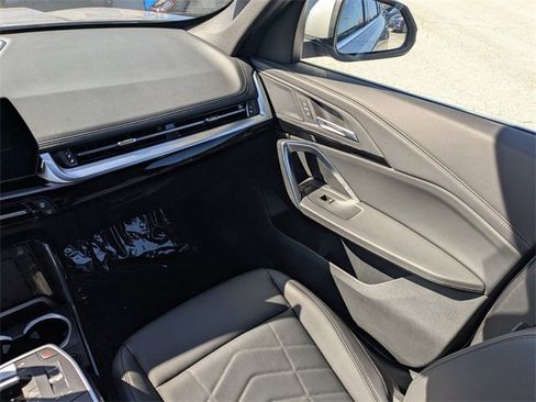 Used 2025 BMW X1 xDrive28i image 18