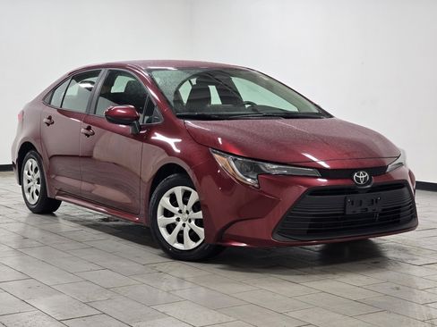 Certified 2024 Toyota Corolla LE image 2