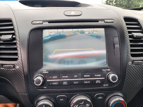 Used 2016 Kia Forte EX w/ EX Premium Package FWD image 19