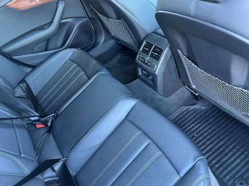 Used 2022 Audi A5 2.0T Premium Plus w/ Premium Plus image 32