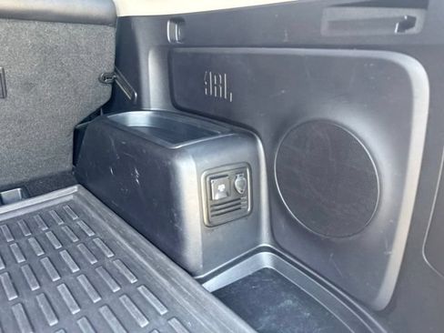Used 2018 Toyota 4Runner Limited AWD/4WD image 41
