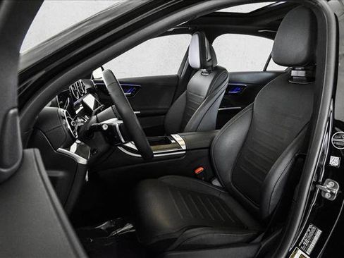 Certified 2025 Mercedes-Benz C 300 4MATIC Sedan image 18
