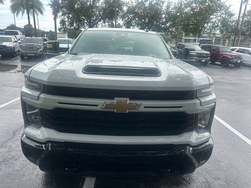 Used 2026 Chevrolet Silverado 2500 Custom RWD image 4
