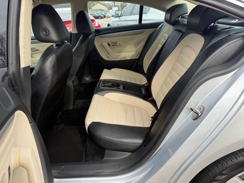 Used 2012 Volkswagen CC Sport FWD image 16