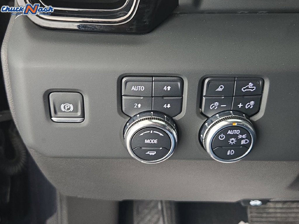 Used 2024 GMC Sierra 1500 AT4 w/ Technology Package AWD/4WD image 23
