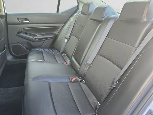 Used 2024 Nissan Altima 2.5 SR image 13