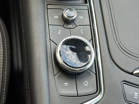 Used 2022 Cadillac XT6 Premium Luxury w/ LPO, Radiant Package image 29