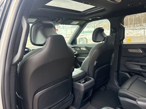 New 2027 Kia Telluride S w/ Towing Package image 27