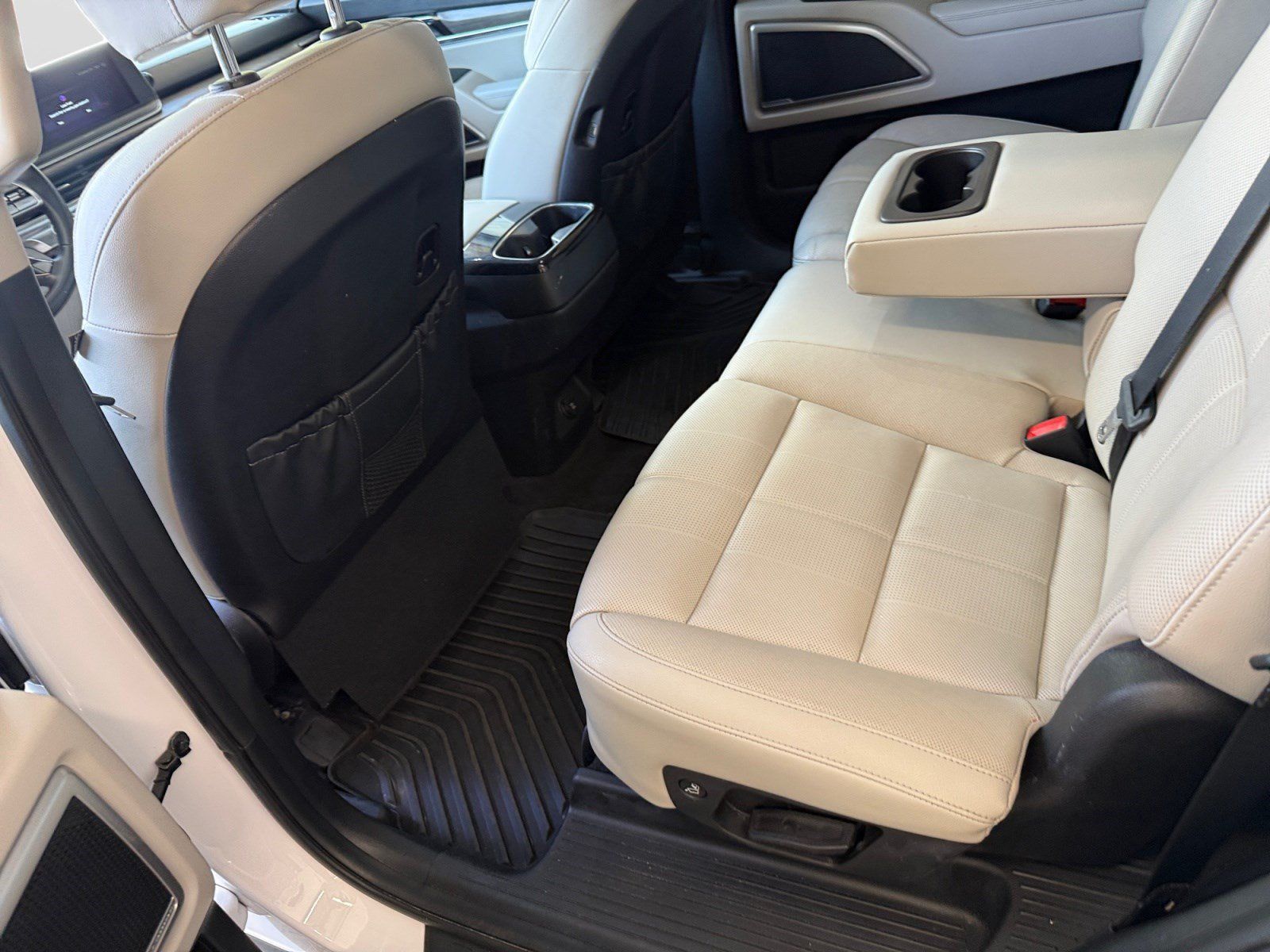 Used 2022 Kia Telluride EX FWD image 18