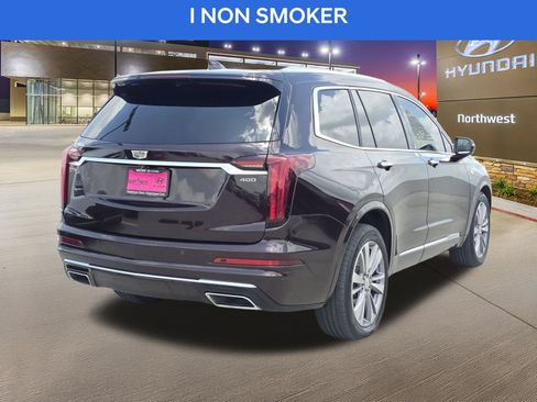 Used 2020 Cadillac XT6 Premium Luxury FWD image 7