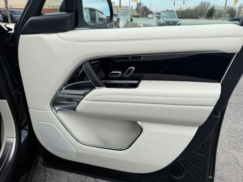 New 2026 Land Rover Range Rover SE AWD/4WD image 26