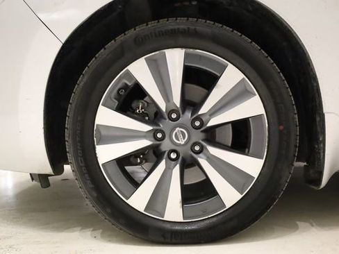 Used 2016 Nissan Leaf SV image 8