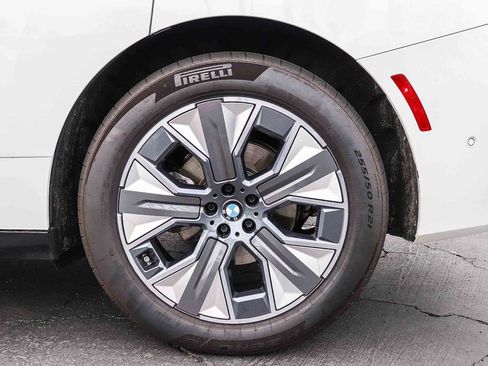 Used 2026 BMW iX xDrive45 image 10