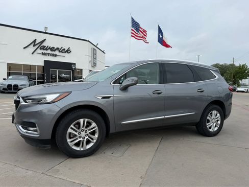 Used 2019 Buick Enclave Essence image 1