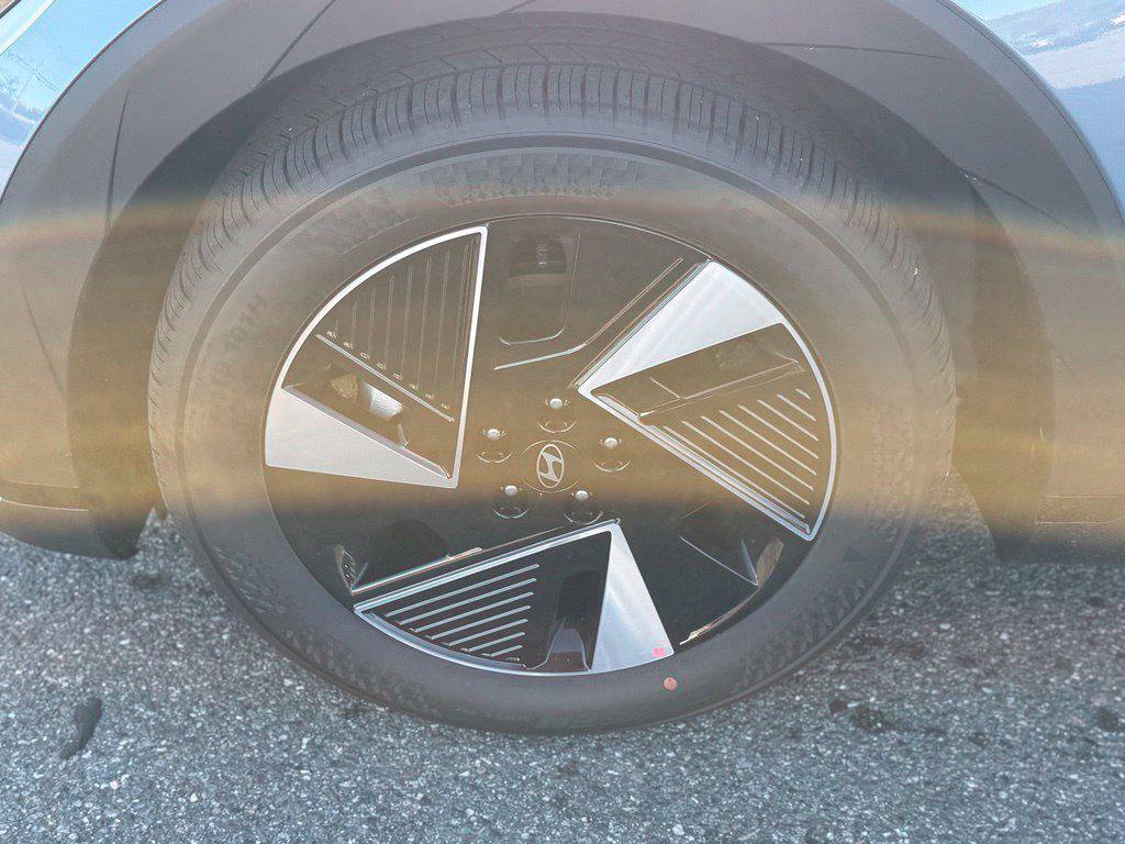 New 2027 Hyundai Ioniq 5 SE RWD image 6