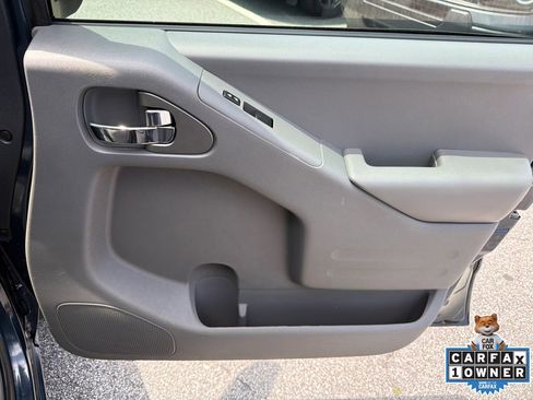 Used 2020 Nissan Frontier SV RWD image 14