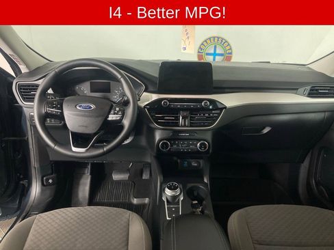 Used 2022 Ford Escape SE w/ SE Sport Appearance Package image 8