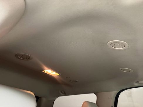 Used 2010 GMC Yukon SLT image 29