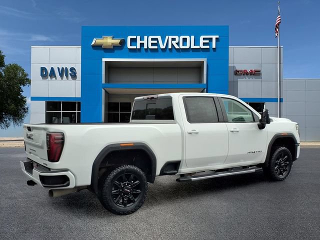 Used 2024 GMC Sierra 3500 AT4 w/ AT4 Preferred Package AWD/4WD image 3