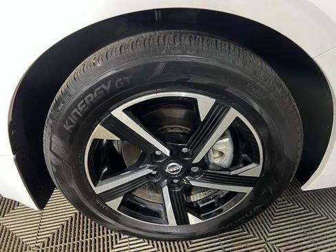 Used 2025 Nissan Sentra SV w/ All-Weather Package FWD image 28