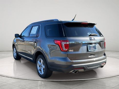 Used 2018 Ford Explorer XLT w/ Equipment Group 201A image 17