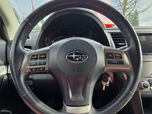 Used 2013 Subaru Outback 2.5i Premium w/ All-Weather Pkg image 15